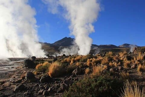 San Pedro de Atacama Tatio und Machuca Geysire mit Tickets