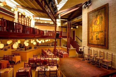 Noite de flamenco no Tablao de Carmen com menu de degustação ou jantar