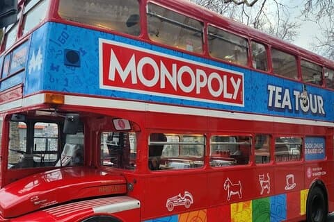 Monopoly Tea Bus Tour - By Brigit's Bakery Londres