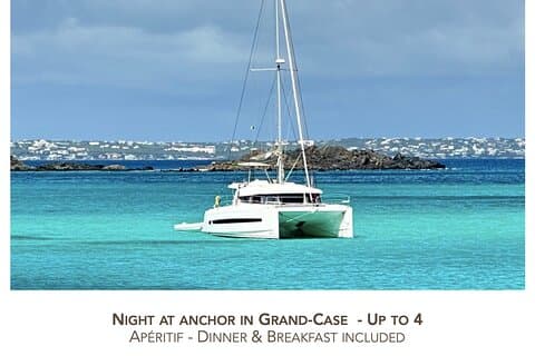 St Martin Grand Case Experience: Night at anchor in Catamaran
