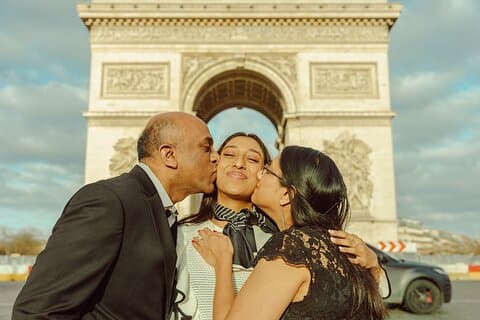Paris profesjonell fotoshoot ved Triumfbuen
