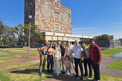 Guidet tur til UNAM Murals