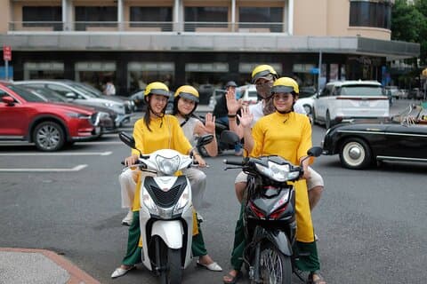 Hô Chi Minh : Visite guidée de la ville d'une journée et visite gastronomique à moto
