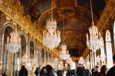 Château de Versailles & Jardins Coupe-file Guidée + Croisière 1h