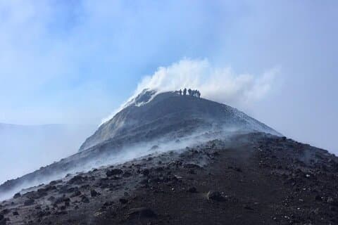 Vanaf Messina Trekking op vulkaankraters Etna