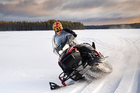 Sneeuwscooter- en ijsviservaring