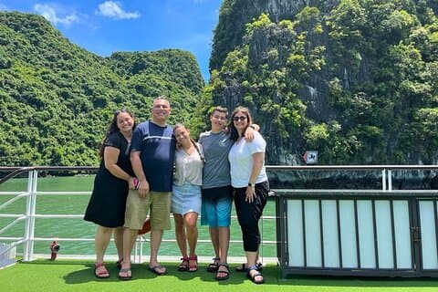 Fra Hanoi: Private Halong Bay dagstur med Cave & Island