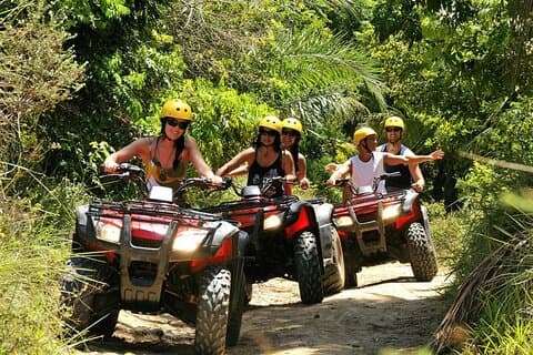 Safari in quad nella foresta laterale con Zipline Exprience