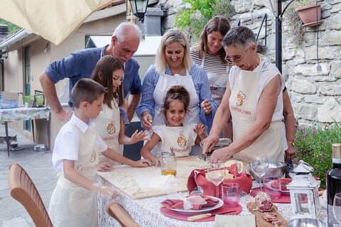 Traditional Sardinian Cooking Class in a Local Home in Olbia
