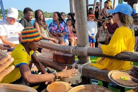 Sunset Dhow Cruise i Nungwi og Kendwa – Zanzibar tur