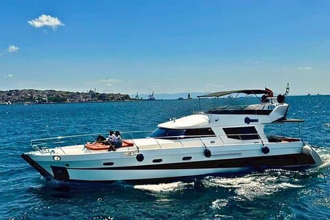 Istanbul: Hoteller i nærheden af Private Yacht Cruise on the Bosphorus