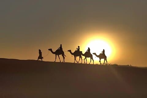 4 dagers privat tur fra Agadir til Marrakech med overnatting i Erg Chegaga Dunes