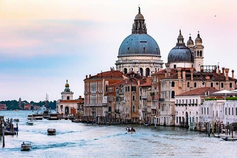 Venetië Gedeelde gondeltocht over het Canal Grande