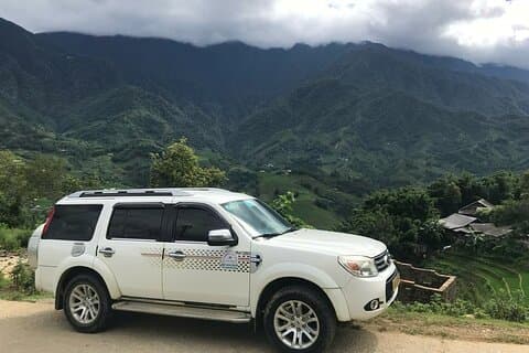 Privatauto von Sapa nach Bac Ha