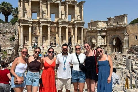 Ephesus and Pamukkale Tour with Lunch from İzmir