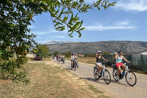Självstyrd: Cykling Ciro Trail - Mostar och Imperial vingårdar