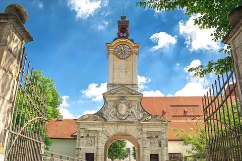 Explore Ingolstadt in 60 minutes with a Local