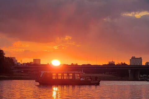 Warszawa Vistula River Sunset Cruise med velkomstdrink
