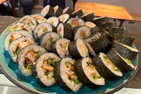 Corso di cucina di sushi gigante: Fai un Sushi Roll di 1,5 m a Tokyo