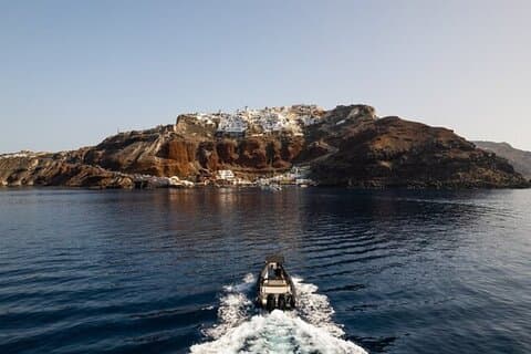 Santorini & Thirassia: Two-Day Island Experience