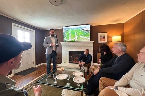 Exklusive Weinguttour in kleiner Gruppe Virginia mit einem Sommelier