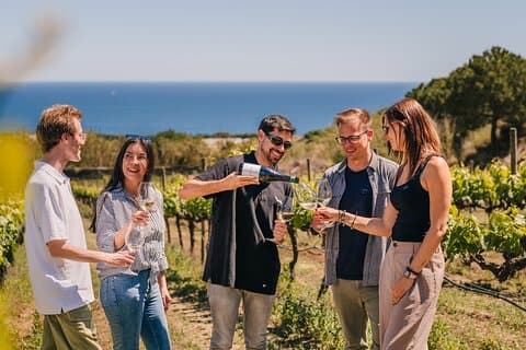 Barcelona seilingseventyr og vinsmakingstur for små grupper
