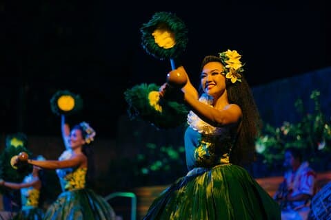 Paina Waikiki Luau på Waikiki Beach Marriott