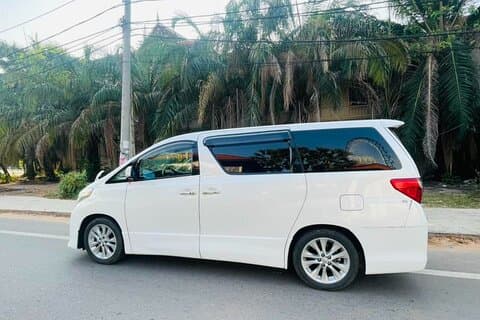 Private Taxi from Siem Reap to Phnom Penh - Speak English Driver