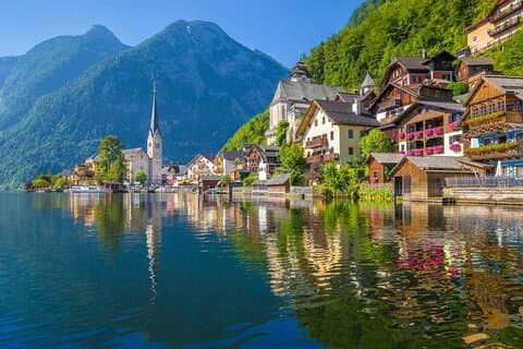 From Salzburg: Private Day Trip to Hallstatt with St. Gilgen
