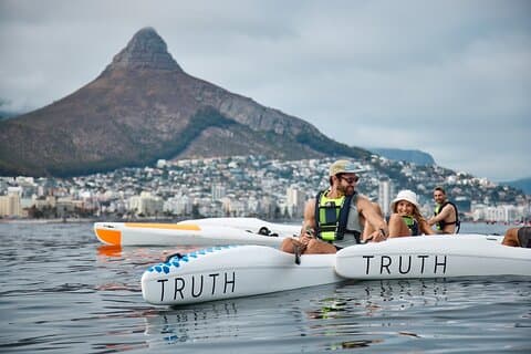 Dolphin Et Océan Faune Kayak Aventure sur Promenade