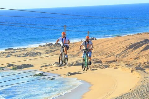 Unieke ervaring op Sky Bike, Atv en Kamelen vanuit Cabo San Lucas