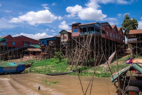 Kompong Phluk-tur, utforska mangrover och pålhus