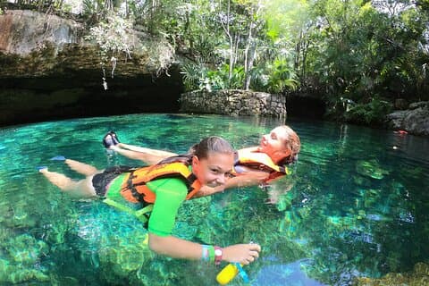 4 Eco-Parc Cenotes de Playa del Carmen
