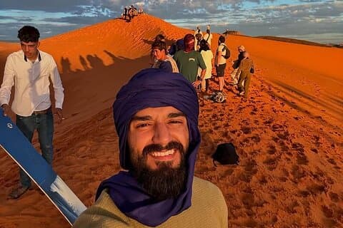 1 nuit Trekking dans le désert à Merzouga