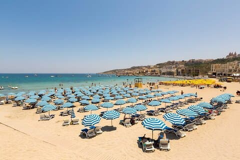 Services de transport aller-retour à la plage