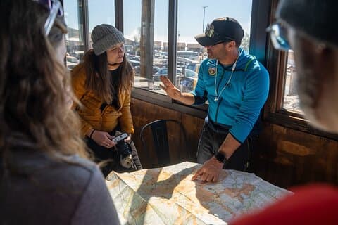 Trekking sull'Etna: Esplora le cime più alte consentite – Tickets Inc.