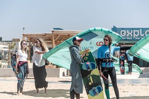 Kitesurf Lesson Semi Private - 2 People with 1 Instructor in Essaouira