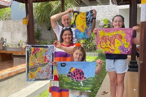 Art of Batik klasse et tradisjonelt indonesisk håndverk på Ubud Bali