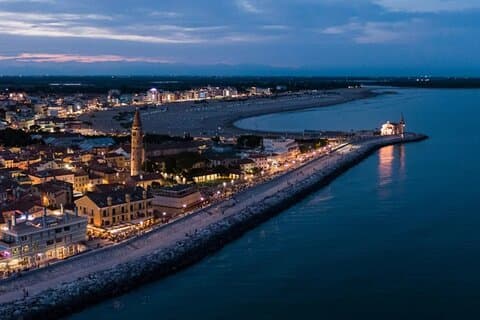 Transporte privado do Aeroporto de Treviso; M Polo Veneza em Caorle