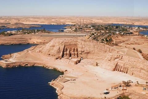 Excursão de um dia aos templos de Abu Simbel a partir de Luxor