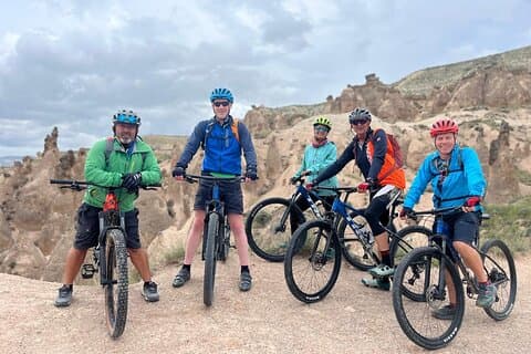 Excursion à vélo de 2 jours dans les vallées cachées de Cappadoce