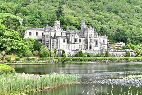 Fra Galway: Hoteller i nærheden af Private Connemara, Kylemore Abbey & Castles