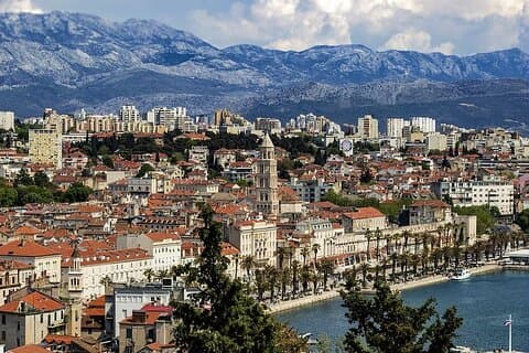 Private Tour to Trogir and Split from Zadar