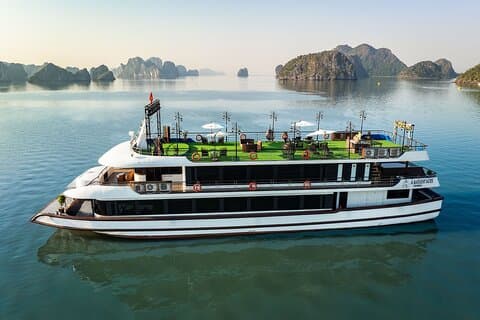 Halong Bay One Day Tour com almoço buffet e celebração do pôr do sol