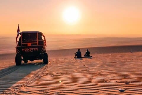 Volledige dag Paracas, Huacachina en wijnproeverij vanuit Lima