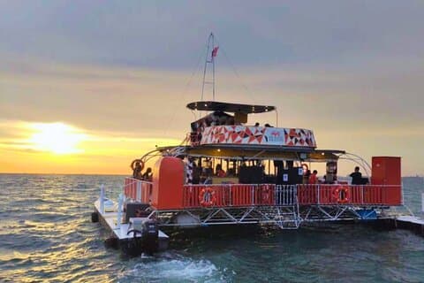 Excursão por Port Dickson com Dragon Cruise