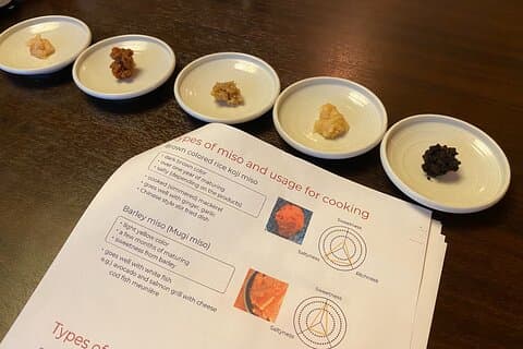 Degustación de miso y elaboración de miso blanco estilo Kyoto