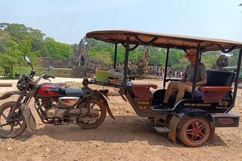 Ganztägige Tuk Tuk Kleine Tour durch die ältesten Angkor Tempel