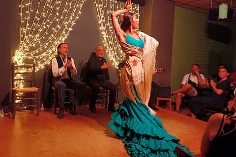 Tapas-Abendessen und Flamenco-Vorstellung in Valencia