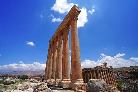 Bekaa Valley Small Group Tour: Baalbek, Anjar & Wine Tasting